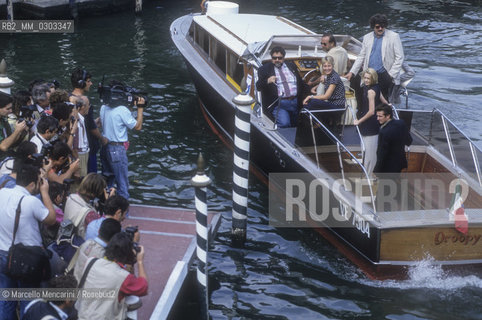Venice Lido, Venice Film Festival, about 1990. Some actors arriving by boat at Lido  / Lido di Venezia, Mostra del Cinema di Venezia, 1990 circa. Arrivo in motoscafo di alcuni attori al Lido - ©Marcello Mencarini/Rosebud2