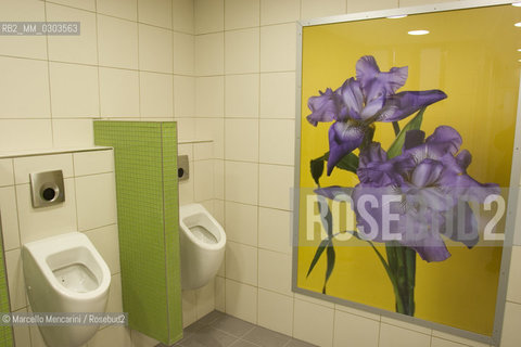 Münster, Skulpur Projekte. WC-Anlage am Domplatz (Wc Facilities on the Domplatz) by Hans-Peter Feldmann - ©Marcello Mencarini/Rosebud2