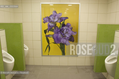 Münster, Skulpur Projekte. WC-Anlage am Domplatz (Wc Facilities on the Domplatz) by Hans-Peter Feldmann - ©Marcello Mencarini/Rosebud2