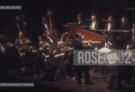Rome, 1995. Austrian conductor NiKolaus Harnoncourt performing with Concentus Musicus Wien / Roma, 1995. Nicolaus Harnoncourt dirige il Concentus Musicus Wien - ©Marcello Mencarini/Rosebud2