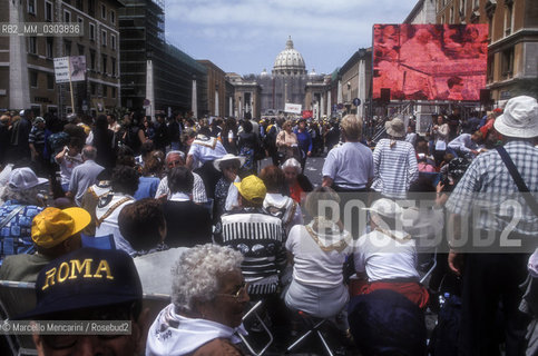 Beatification of Padre Pio, Rome 2nd May 1999 / Beatificazione di Padre Pio, Roma 2 maggio 1999 - ©Marcello Mencarini/Rosebud2