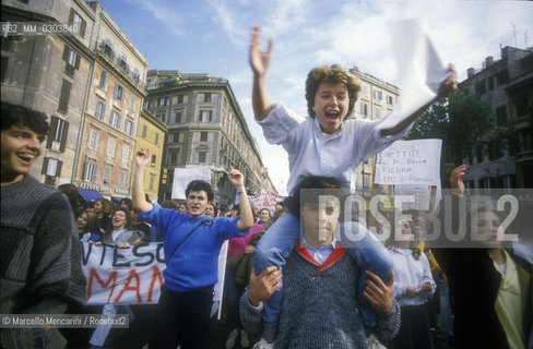 Protest of the Pantera Student Movement, Rome 1985 / Manifestazione di protesta del movimento studentesco della Pantera, Roma 1985 - ©Marcello Mencarini/Rosebud2