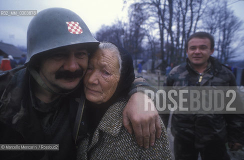Resnik (Croatia), 1992. Refugee camp / Resnik (Croazia), 1992. Campo profughi - ©Marcello Mencarini/Rosebud2