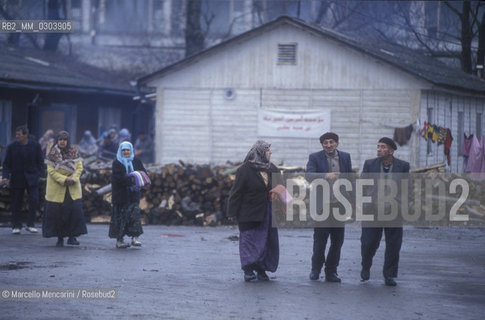 Resnik (Croatia), 1992. Refugee camp / Resnik (Croazia), 1992. Campo profughi - ©Marcello Mencarini/Rosebud2