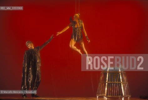 Rome, 1998. Actors Eva Robins and Aldo Reggiani during a rehearsal of Salome based on the Oscar Wildes tragedy and directed by Alberto Casari / Roma, 1998. Gli attori Eva Robins e Aldo reggiani durante una prova di Salomè, tratto dallomonima tragedia di Oscar Wilde, con la regia di Alberto Casari - ©Marcello Mencarini/Rosebud2