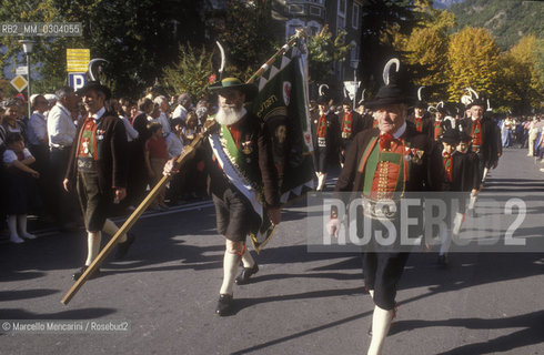 Merano, South Tyrol, about 1985. Schützen parade / Merano, Sud Tirolo, 1985 circa. Sfilata di Schützen - ©Marcello Mencarini/Rosebud2