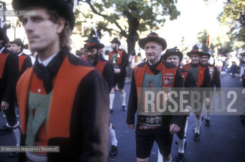 Merano, South Tyrol, about 1985. Schützen parade / Merano, Sud Tirolo, 1985 circa. Sfilata di Schützen - ©Marcello Mencarini/Rosebud2