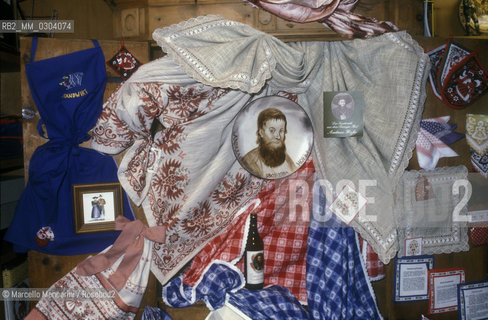 Merano, South Tyrol, about 1985. A shop-window / Merano, Sud Tirolo, 1985 circa. Vetrina di un negozio - ©Marcello Mencarini/Rosebud2