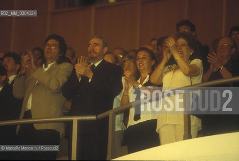 Havana, July 1999. Cuban Minister of Culture Abel Prieto, President of Cuba Fidel Castro, Alessandra Abbado, daughter of conductor Claudio Abbado, and Alissia Pereira, deputy of Prieto, at the Amedeo Roldan Theater for the concert conducted by Claudio Abbado on occasion of the musical instruments collection for Cuba promoted by himself / LAvana, luglio 1999. Il ministro cubano della cultura Abel Prieto, il presidente di Cuba Fidel Castro, Alessandra Abbado, figlia del direttore dorchestra Claudio Abbado, e il vice di Prieto Alissia Pereira al Teatro Amedeo Roldan per il concerto diretto da Claudio Abbado in occasione della raccolta di strumenti musicali per Cuba da lui promossa - ©Marcello Mencarini/Rosebud2