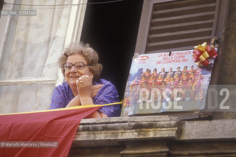 Rome, 1984. Fan of Roma Football Club / Roma, 1984. Tifosa della Roma - ©Marcello Mencarini/Rosebud2