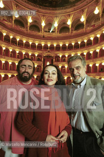 Rome Opera House, January 12, 2000. Tenor Luciano Pavarotti, soprano ines Salazar and tenor-conductor Placido Domingo pose during a rehearsal of Tosca by Giacomo Puccini, performed on occasion of its centenary in the same theater of its debut (directed by Franco Zeffirelli, conducted by Placido Domingo, starring Ines Salazar and Luciano Pavarotti) / Roma, Teatro dellOpera, 12 gennaio 2000. Il tenore Luciano Pavarotti, il soprano Ines Salazar e il tenore-direttore dorchestra Placido Domingo posano durante le prove di Tosca di Giacomo Puccini, rappresentata cento anni dopo nello stesso teatro del suo debutto (regia: Franco Zeffirelli, direttore dorchestra: Placido Domingo, protagonisti: Ines Salazar e Luciano Pavarotti) - ©Marcello Mencarini/Rosebud2