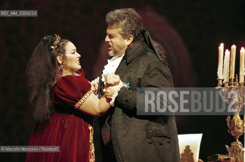 Rome Opera House, January 12, 2000. Soprano Ines Salazar in the title role and baritone Juan Pons as Scarpia in Tosca by Giacomo Puccini, performed on occasion of its centenary in the same theater of its debut (directed by Franco Zeffirelli, conducted by Placido Domingo, starring Ines Salazar and Luciano Pavarotti) / Roma, Teatro dellOpera, 12 gennaio 2000. Il soprano Ines Salazar nel ruolo della protagonista e il baritono Juan Pons nel ruolo di Scarpia in Tosca di Giacomo Puccini, rappresentata cento anni dopo nello stesso teatro del suo debutto (regia: Franco Zeffirelli, direttore dorchestra: Placido Domingo, protagonisti: Ines Salazar e Luciano Pavarotti) - ©Marcello Mencarini/Rosebud2