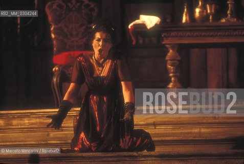 Rome, Olympic Stadium, 1998. Ukrainian soprano Maria Guleghina as Tosca / Roma, Stadio Olimpico, 1998. Il soprano Maria Guleghina in Tosca - ©Marcello Mencarini/Rosebud2