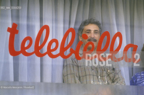 Biella, about 1980. Telebiella, the first private tv station in Italy to break the monopoly of RAI Italian public television. Founder of Telebiella Giuseppe Sacchi / Biella 1980 circa. Telebiella, la prima televisione privata in Italia a rompere il monopolio della RAI: Il fondatore di Telebiella Giuseppe Sacchi  - ©Marcello Mencarini/Rosebud2