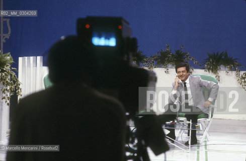 Renzo Villa, founder of the Italian private television station Antenna 3, during a tv program (about 1980) / Renzo Villa, fondatore della televisione privata Antenna 3, durante un programma (1980 circa) - ©Marcello Mencarini/Rosebud2