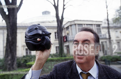 APR 1999, PARIS: ROND-POINT THEATRE, MAURIZIO SCAPARRO
 ©Marcello Mencarini/Rosebud2