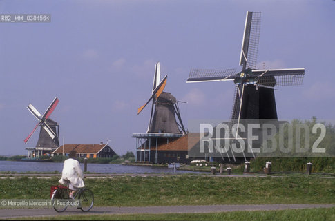 EDAM (Netherlands), Windmills / EDAM (Olanda), Mulini a vento - ©Marcello Mencarini/Rosebud2