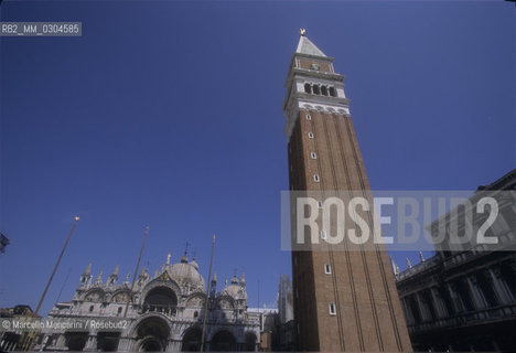 Venice, 1998. St. Marks Bell Tower in St. Marks Square / Venezia, 1998. Il campanile di san Marco in piazza San Marco - ©Marcello Mencarini/Rosebud2