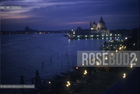Venice, 1998. Basilica of St. Mary of Health at sunset / Venezia 1998. Basilica di Santa Maria della salute al tramonto - ©Marcello Mencarini/Rosebud2