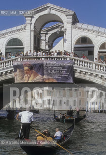 Venice, 1998. Rialto Bridge / Venezia, 1998. Ponte di Rialto - ©Marcello Mencarini/Rosebud2