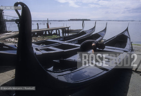Venice 1998. Squero (gondola yard) / Venezia 1998. Squero (cantiere dove si costruiscono le gondole) - ©Marcello Mencarini/Rosebud2