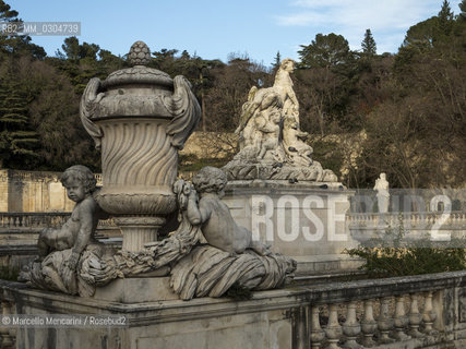 Nîmes, France. Statues in the Fountain gardens (Jardins de la Fontaine) / Nîmes, Francia. Statue nei Giardini de la Fontaine - ©Marcello Mencarini/Rosebud2