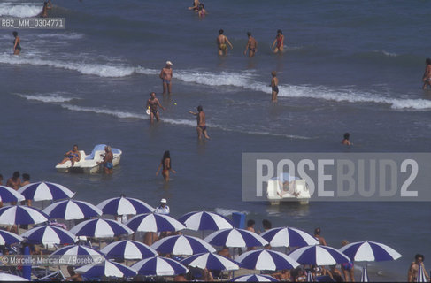 Beach on the Adriatic coast / Spiaggia della riviera adriatica - ©Marcello Mencarini/Rosebud2