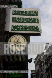 Amsterdam. Coffee shop in the Red Light District - ©Marcello Mencarini/Rosebud2