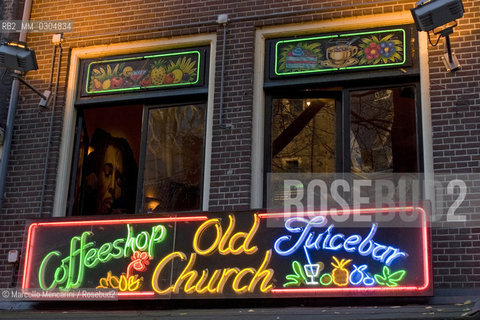Amsterdam. Coffee shop in the Red Light District - ©Marcello Mencarini/Rosebud2