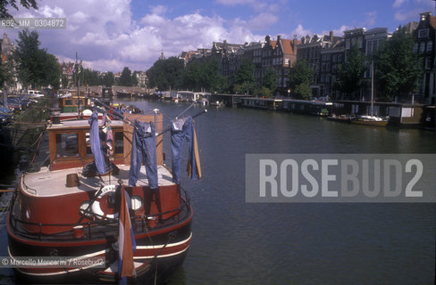 AMSTERDAM, Clothes hanging in a floating home / AMSTERDAM, panni stesi in una casa galleggiante - ©Marcello Mencarini/Rosebud2
