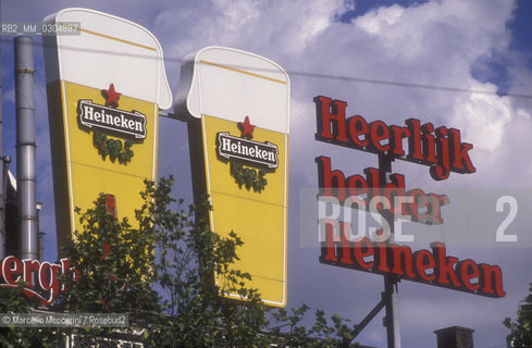 AMSTERDAM, Heineken beer billboard / AMSTERDAM, pubblicità della birra Heineken - ©Marcello Mencarini/Rosebud2