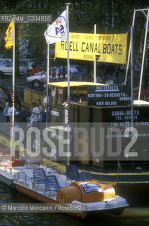 AMSTERDAM, boats rental on a canal / AMSTERDAM, noleggio barche su un canale - ©Marcello Mencarini/Rosebud2