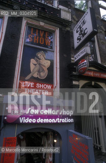 AMSTERDAM, sexy shop-peep show - ©Marcello Mencarini/Rosebud2