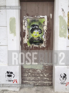France, Provence, 2012. Graffiti in Arles / Francia, Provenza, 2012. Graffiti ad Arles - ©Marcello Mencarini/Rosebud2