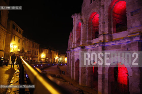 Arles, France, December 21, 2013. The Arena illuminated / Arles, Francia, 21 dicembre 2013. LArena illuminata - ©Marcello Mencarini/Rosebud2