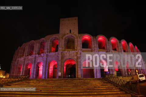 Arles, France, December 21, 2013. The Arena illuminated / Arles, Francia, 21 dicembre 2013. LArena illuminata - ©Marcello Mencarini/Rosebud2