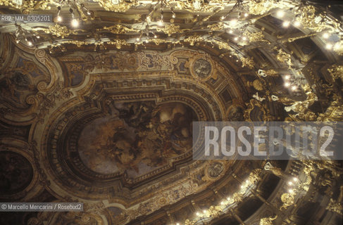 Ceiling of the Markgräfliches Opernhaus (Margravial Opera House) in Bayreuth, 1993 / Soffitto del Markgräfliches Opernhaus (Teatro dellOpera del Margravio) a Bayreuth, 1993 - ©Marcello Mencarini/Rosebud2