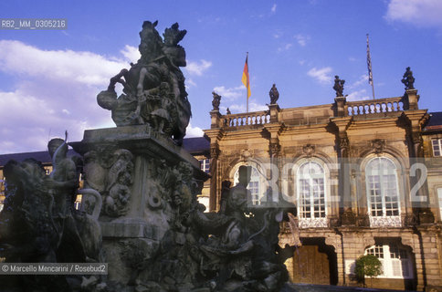 Fountain in front of the Neues Schloss (New Palace) in Bayreuth / Fontana davanti al Neues Schloss (Palazzo Nuovo) a Bayreuth - ©Marcello Mencarini/Rosebud2