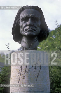 Bust of composer Franz Liszt in Bayreuth / Busto del compositore Franz Listz a Bayreuth - ©Marcello Mencarini/Rosebud2