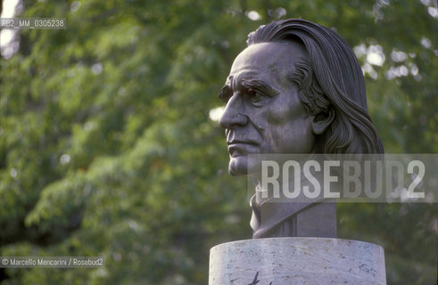Bust of composer Franz Liszt in Bayreuth / Busto del compositore Franz Listz a Bayreuth - ©Marcello Mencarini/Rosebud2