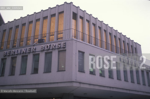West Berlin, 1989. The Berlin Stock Exchange / Ovest, 1989. Borsa di berlino - ©Marcello Mencarini/Rosebud2