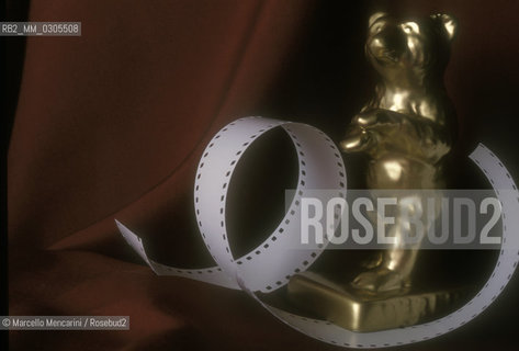 Golden Bear (German: Goldener Bär), the highest prize awarded for the best film at the Berlin International Film Festival / LOrso doro (in tedesco:Goldener Bär), il premio più alto assegnato dalla Berlinale, il Festival del Cinema di Berlino - ©Marcello Mencarini/Rosebud2