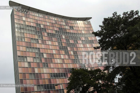 Building in Berlin, 2005 / Edificio a Berlino, 2005 - ©Marcello Mencarini/Rosebud2