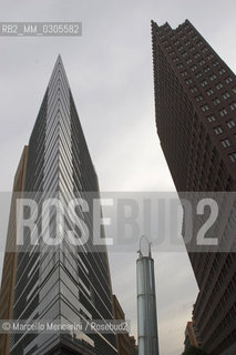 Berlin, 2005. Buildings on Potsdamer Platz / Berlino, 2005. Edifici in Postdamer Platz - ©Marcello Mencarini/Rosebud2