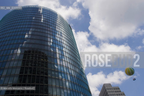 Berlin, 2005. Buildings on Potsdamer Platz / Berlino, 2005. Edifici in Postdamer Platz - ©Marcello Mencarini/Rosebud2