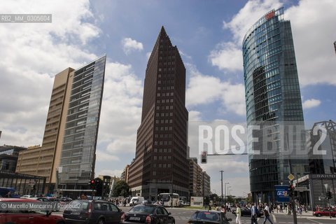 Berlin, 2005. Buildings on Potsdamer Platz / Berlino, 2005. Edifici in Postdamer Platz - ©Marcello Mencarini/Rosebud2