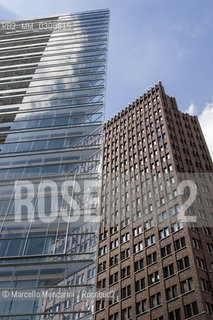 Berlin, 2005. Buildings on Potsdamer Platz / Berlino, 2005. Edifici in Postdamer Platz - ©Marcello Mencarini/Rosebud2