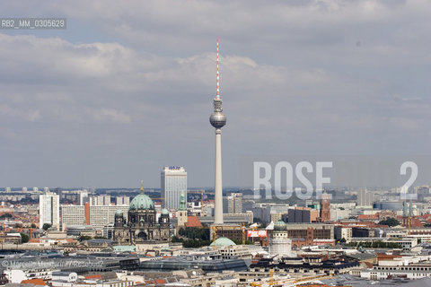 Berlin panorama from the Daimler building in Potsdamer Platz (20005) / Panorama di Berlino dal palazzo Daimler in Postdamer Platz (2005) - ©Marcello Mencarini/Rosebud2