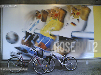Berlin, 2005. The bear symbol of the city / Berlino, 2005. Lorso simbolo della città - ©Marcello Mencarini/Rosebud2