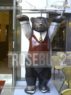 Berlin, 2005. The bear symbol of the city / Berlino, 2005. Lorso simbolo della città - ©Marcello Mencarini/Rosebud2